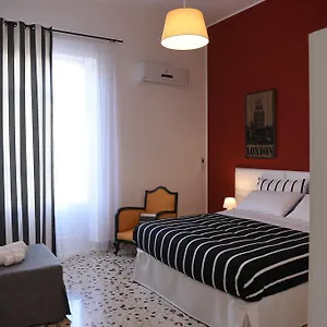 Chic Le Monde , Castellammare del Golfo Italia